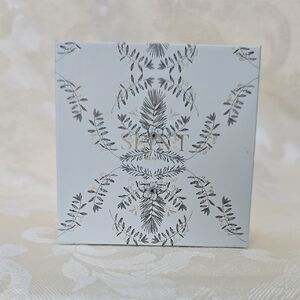 SEINT Exclusive Nostalgia Collection Palette - Elegant Silver Design